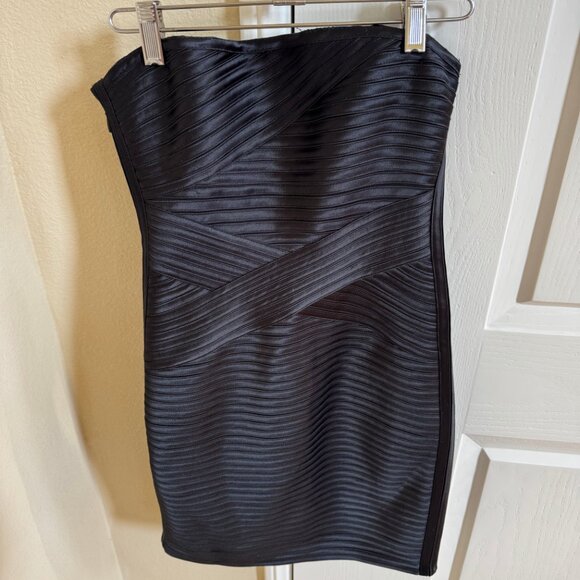 BCBGMAXAZRIA Cocktail Mini Dress - Picture 2 of 6